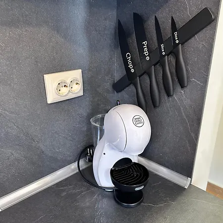 Pine Tree - Charming アパート