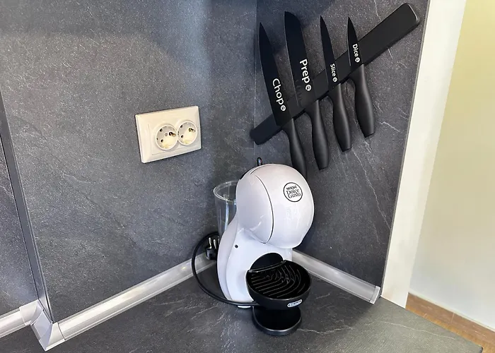 Pine Tree - Charming Апартамент